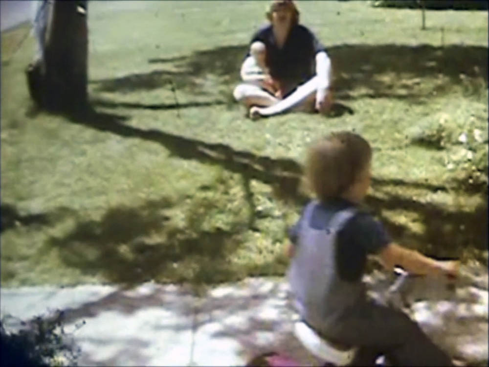 sarah dennis noah in front yard