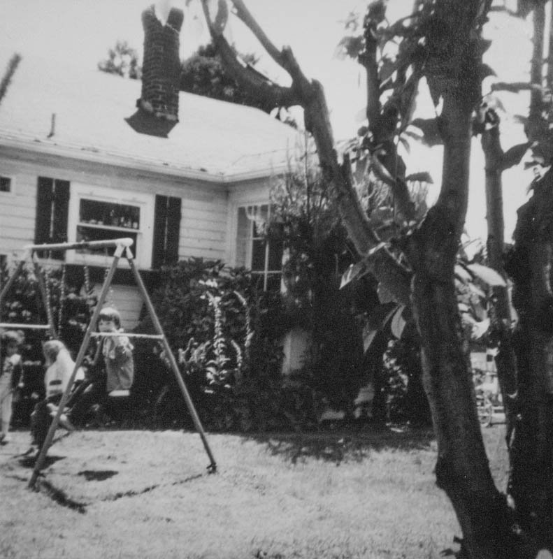 callie sarah and noah at alki