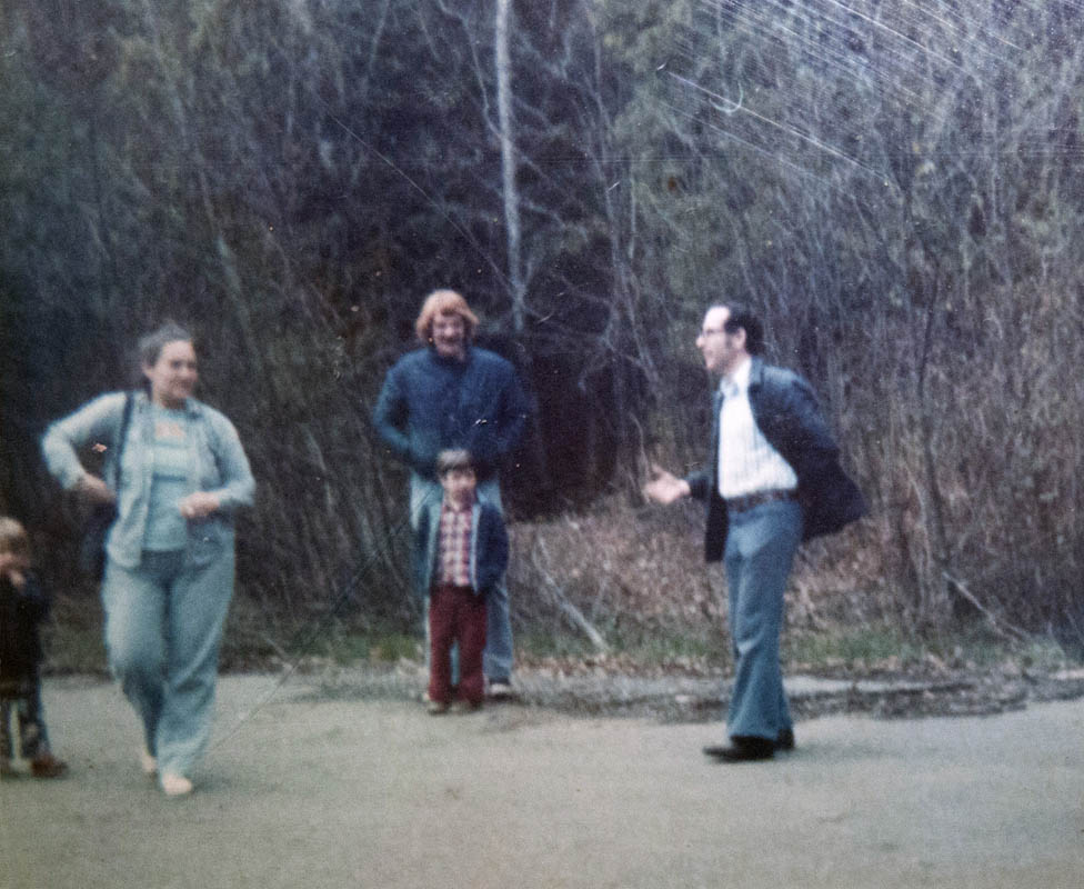 sarah abbie noah dennis bishop at lornas property