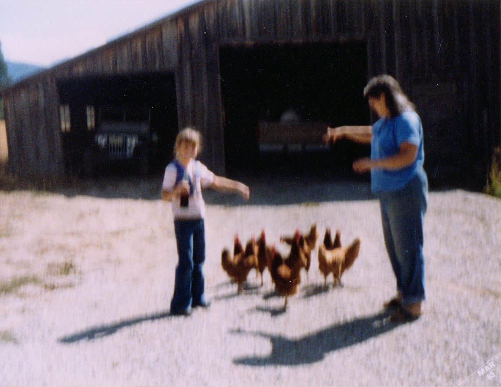 sarah abbie and chickens