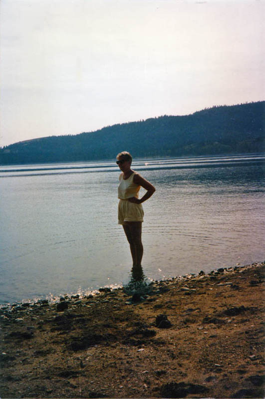 stef at lake roosevelt