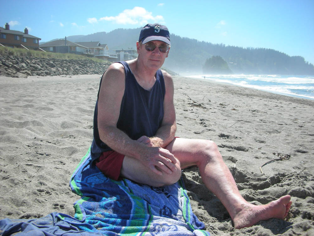 aug_dennis in neskowin