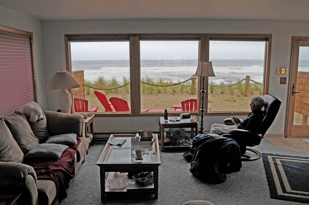 august_alfie and stef in neskowin