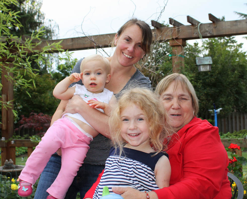 katie sarah maddy and abbie_september party at bill and darlenes