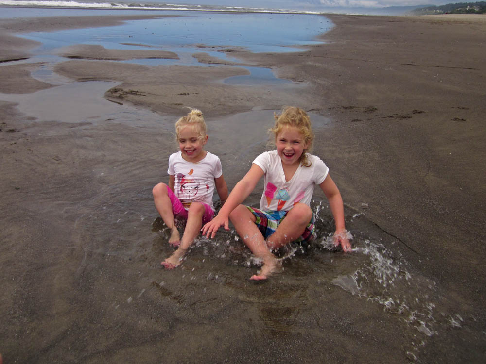 july_katie and maddy_neskowin