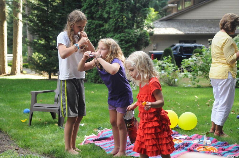 -- maddy katie darlene_maddys birthday at sarahs