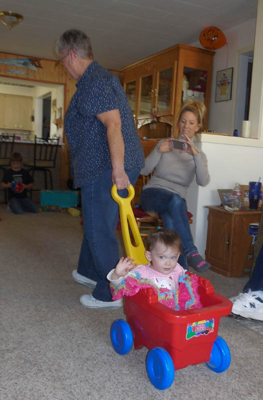 gloria sandy and mandy_amanda birthday in grandview