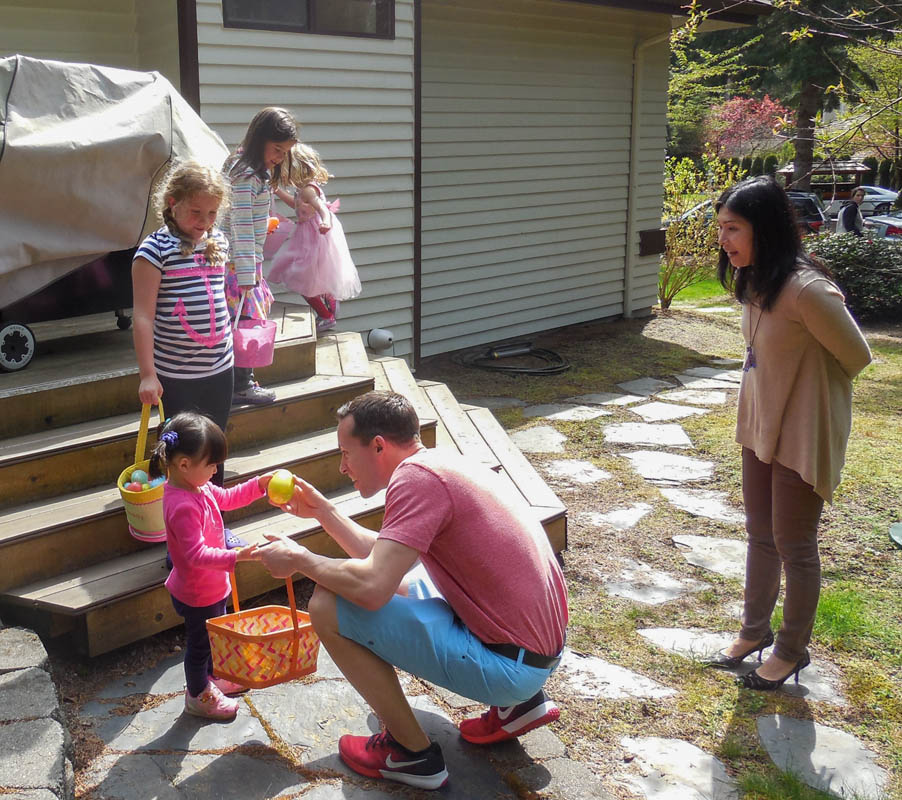 april_maddy maya katie nina nate  and yuki_easter at sarahs