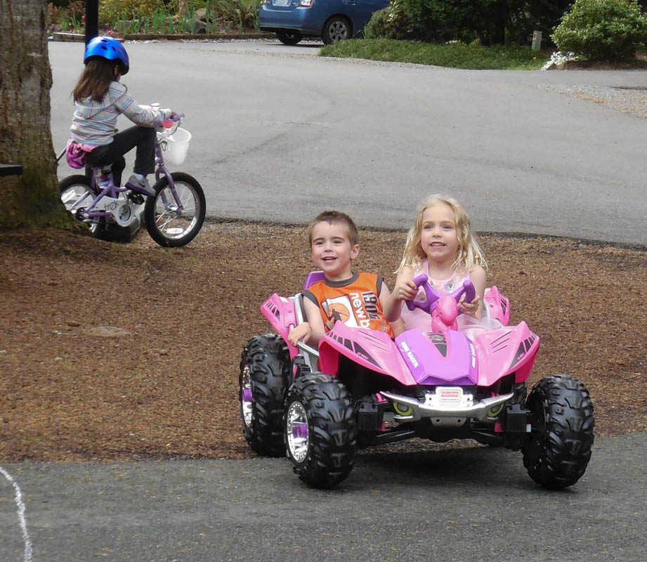 april_maya marcus and katie_easter ar sarahs