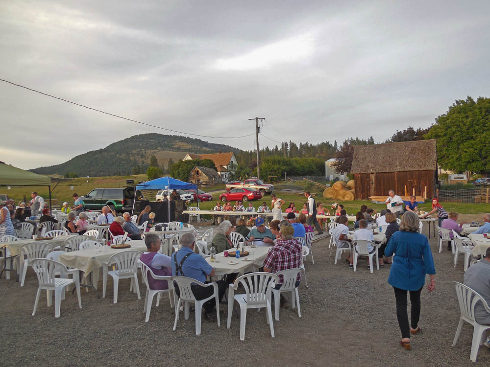 june_wedding reception at dougs