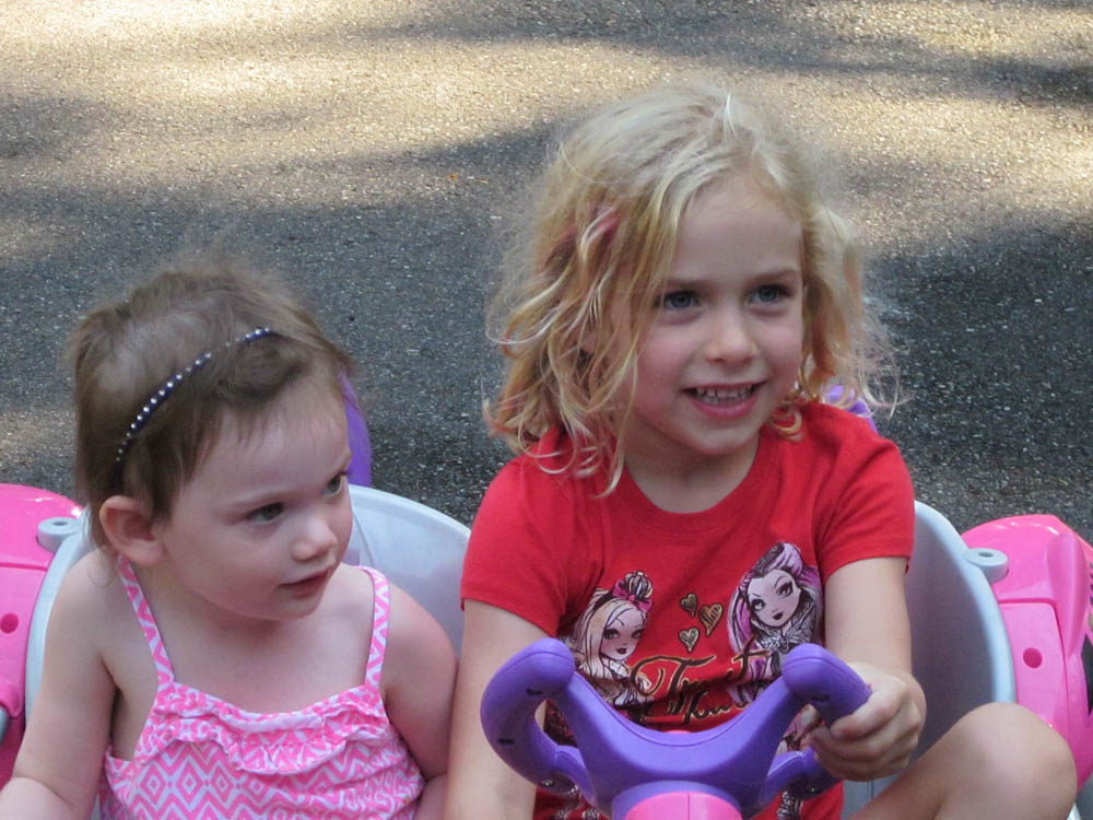 mandy and katie_noah and sandy visit