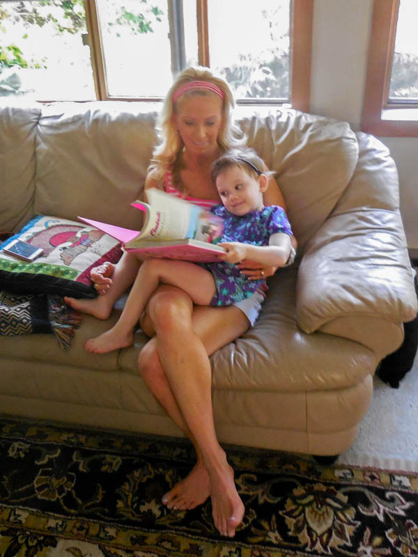 august_sandy and mandy at stefs_noah and sandy visit