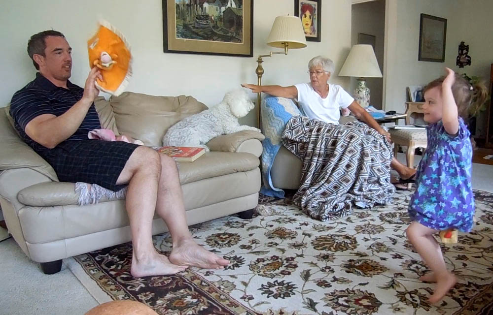 august_noah alfie stef and mandy_noah and sandy visit