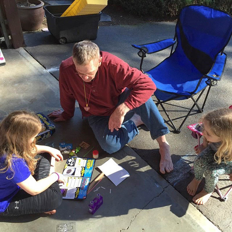 march_maddy dennis and katie at sarahs