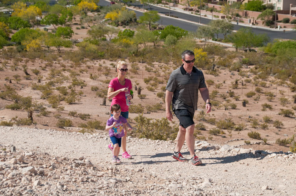 april_sandy mandy and noah at exploration peak park