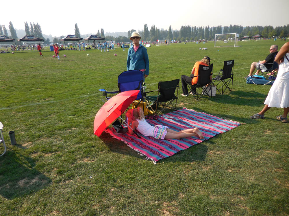 august_stef and katie_maddy soccer