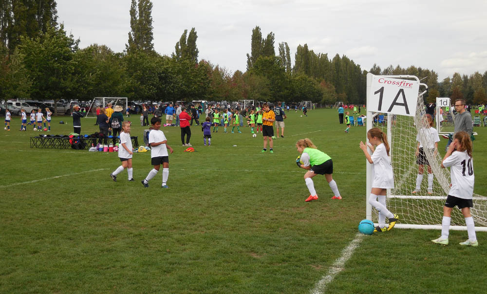 september_maddy and andrew soccer