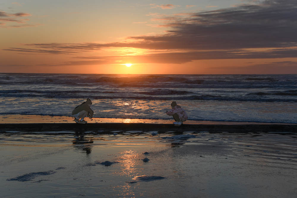 november_maddy and katie at seabrook