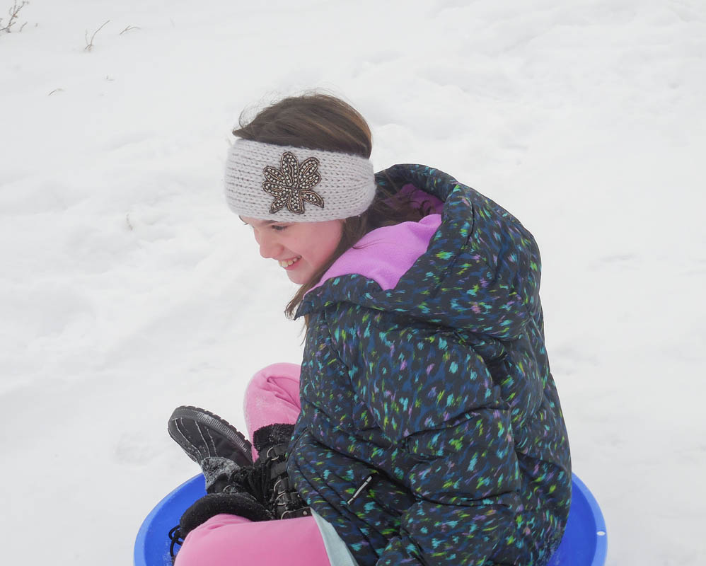 december_mandy sledding
