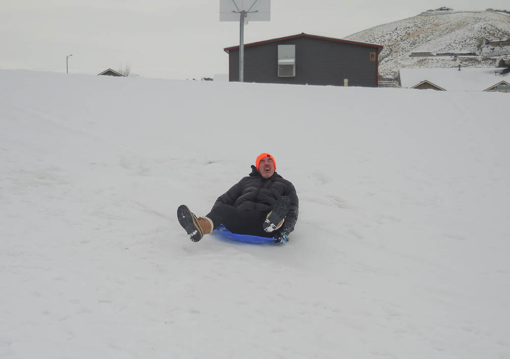 december_noah sledding