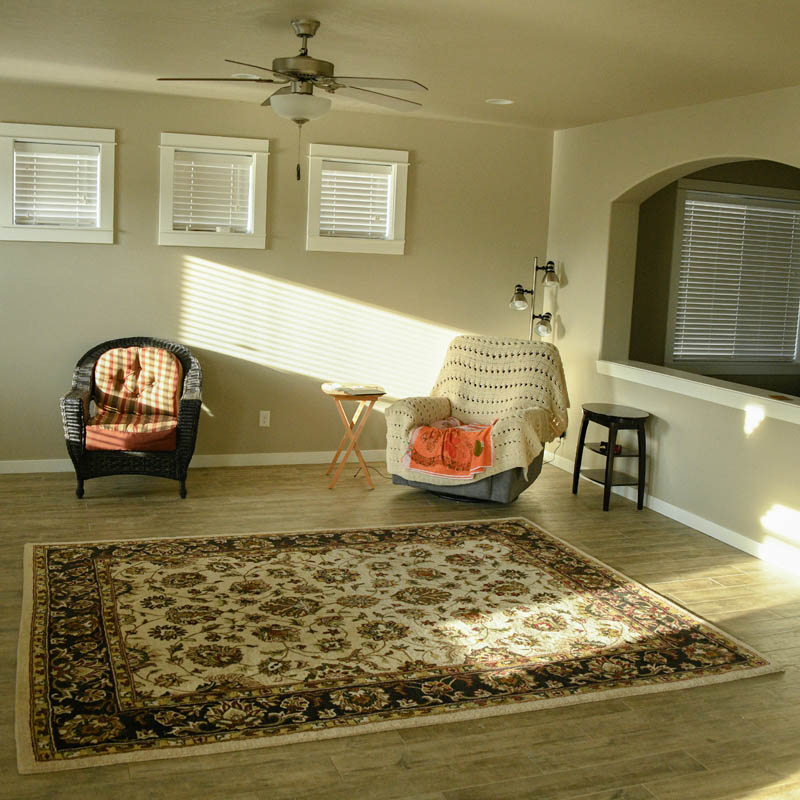 february_empty house 563 roslyn