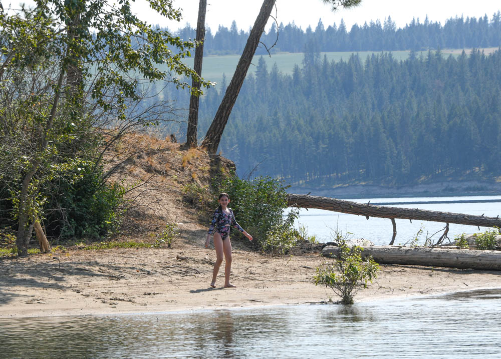 mandy at cloverleaf lake roosevelt