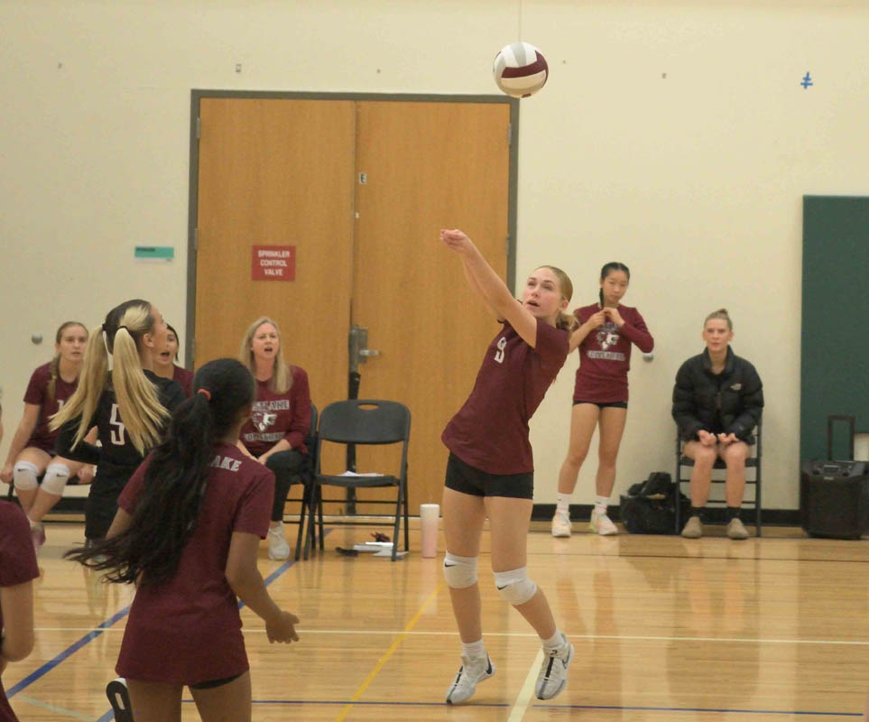 katie volleyball vs lake washington
