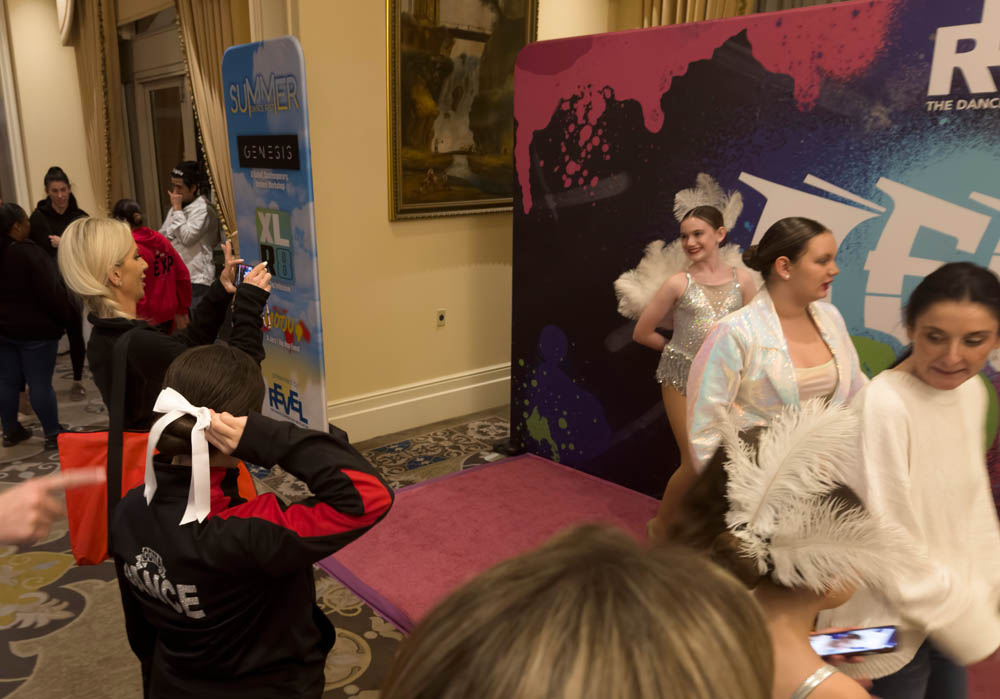 sandy and mandy at dance