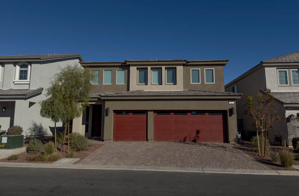 668 saoring wings ave