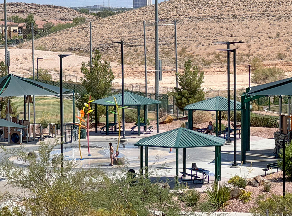 noah amanda and juliette at sports park