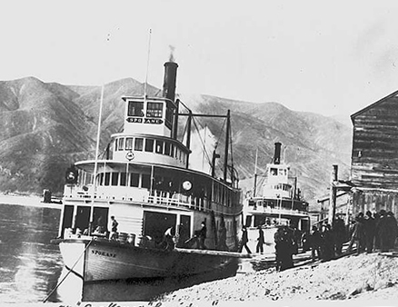 Steamers on the Columbia